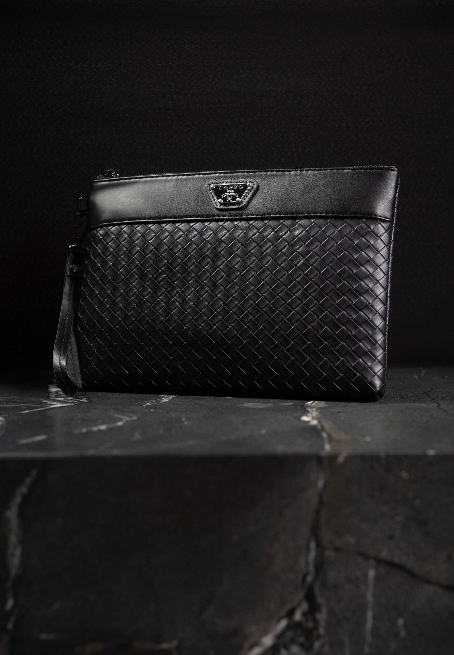 VOID LIMITED POCHETTE